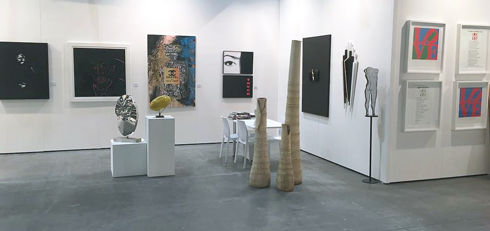 Art fair booth with painting, photography and contemporary sculpture at Verona 2018