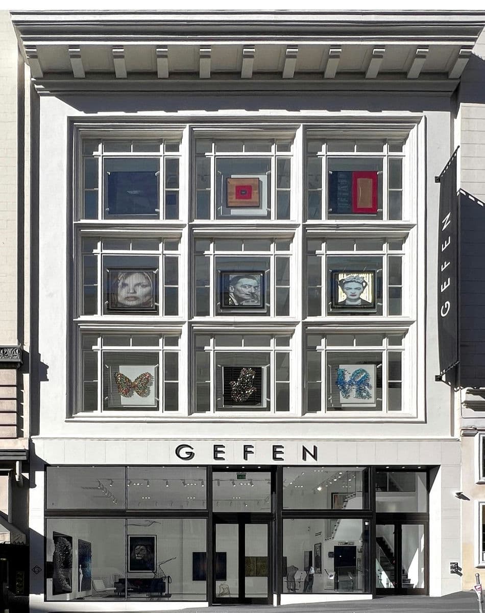 gefen-gallery-window-G.jpg