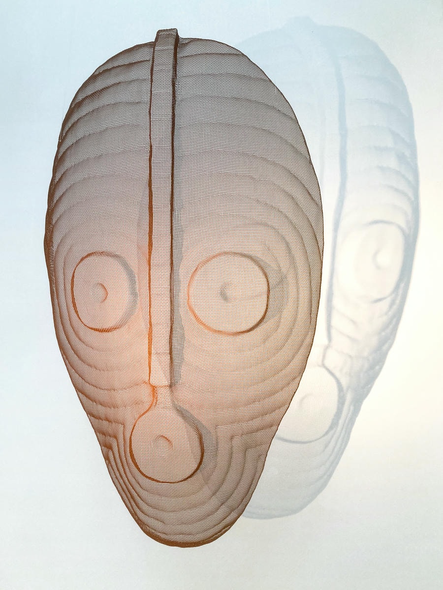 CRYPTU mask large 0465e s