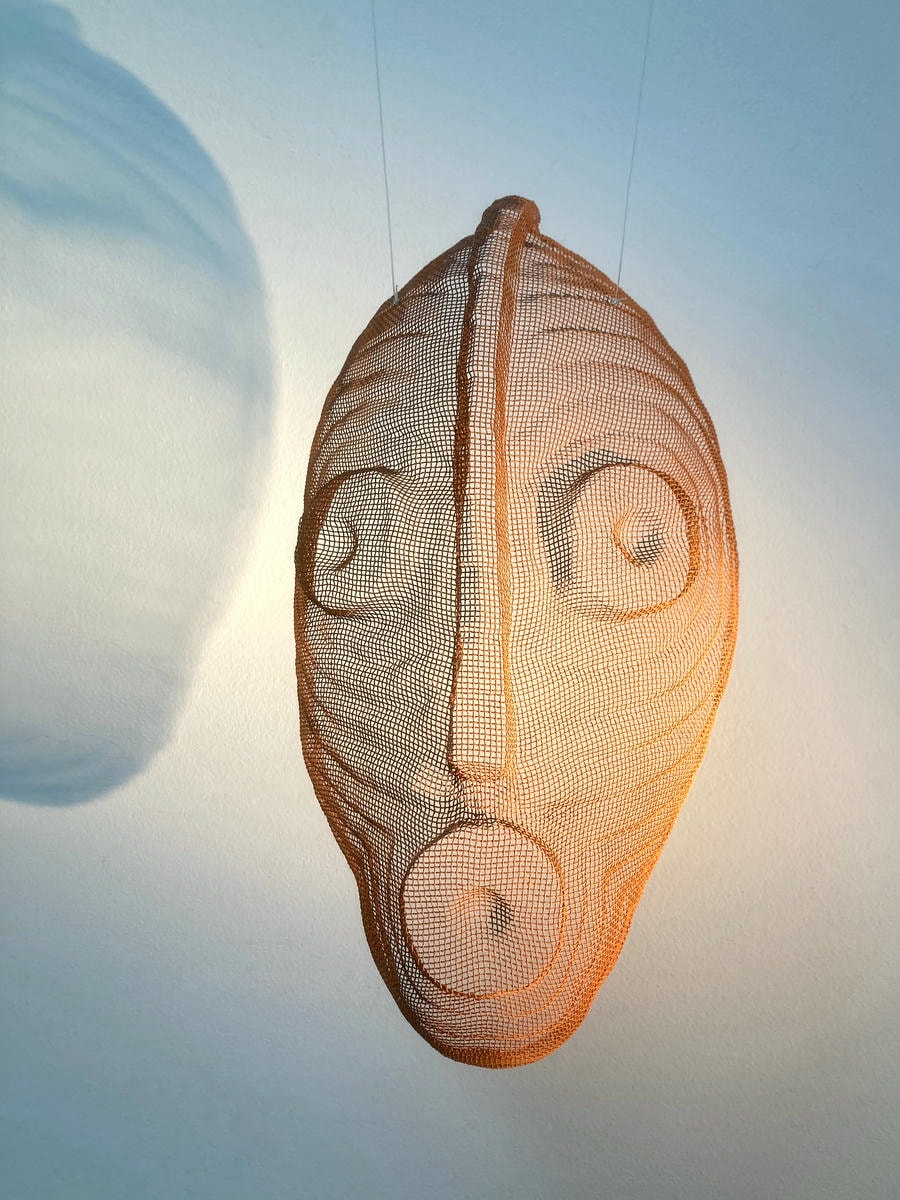 CRYPTU mask small 0508e s