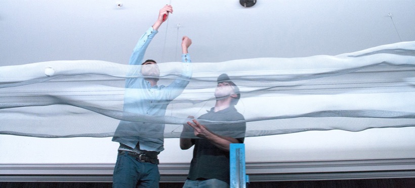 01 z2 installation hotel corridor sculptures